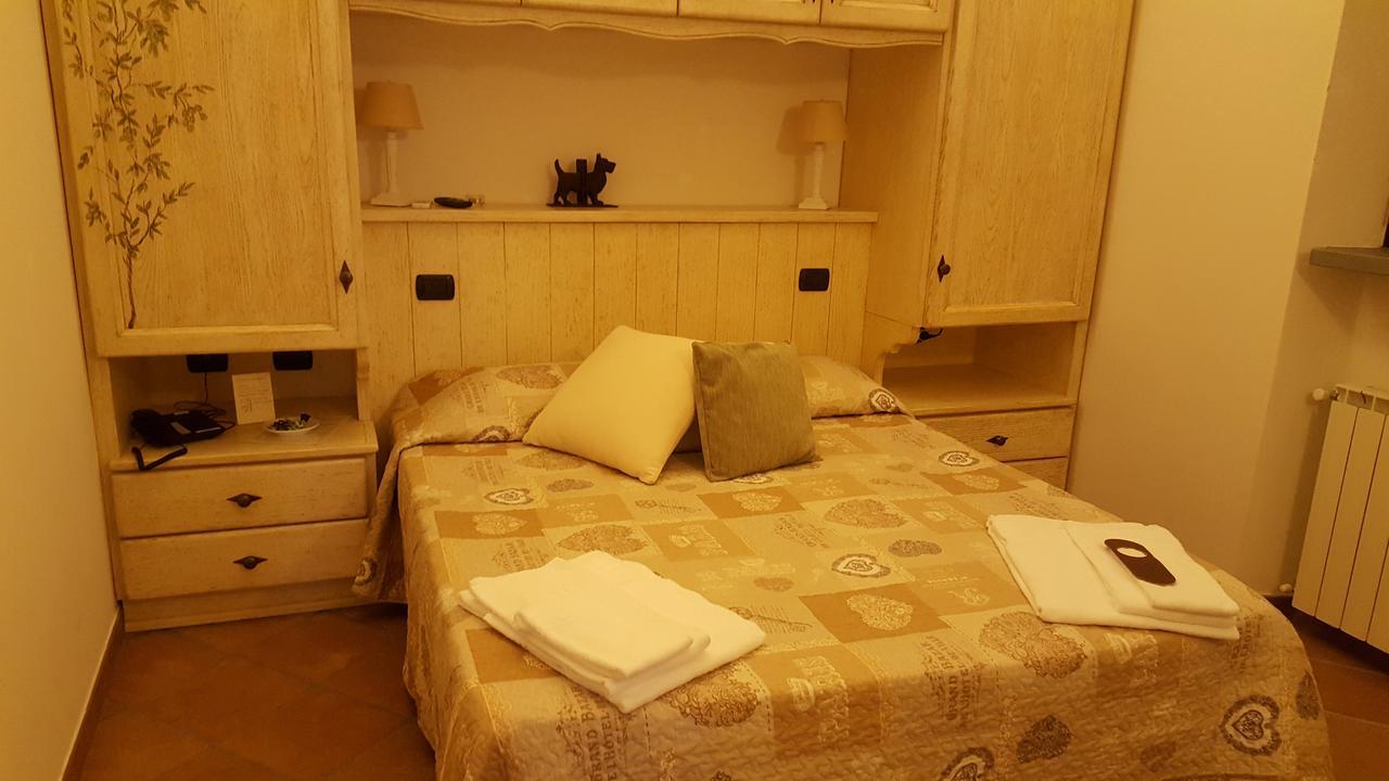 B&B Podere Montese Вилафранка ин Луниджана Екстериор снимка