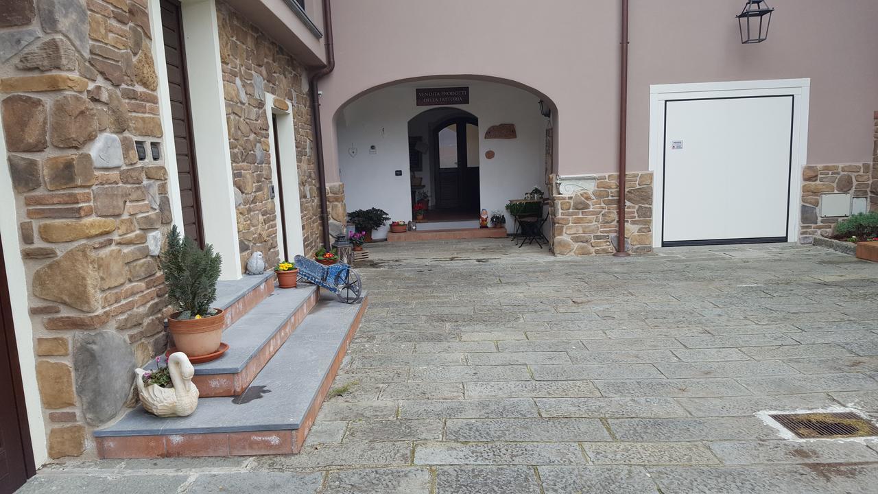 B&B Podere Montese Вилафранка ин Луниджана Екстериор снимка