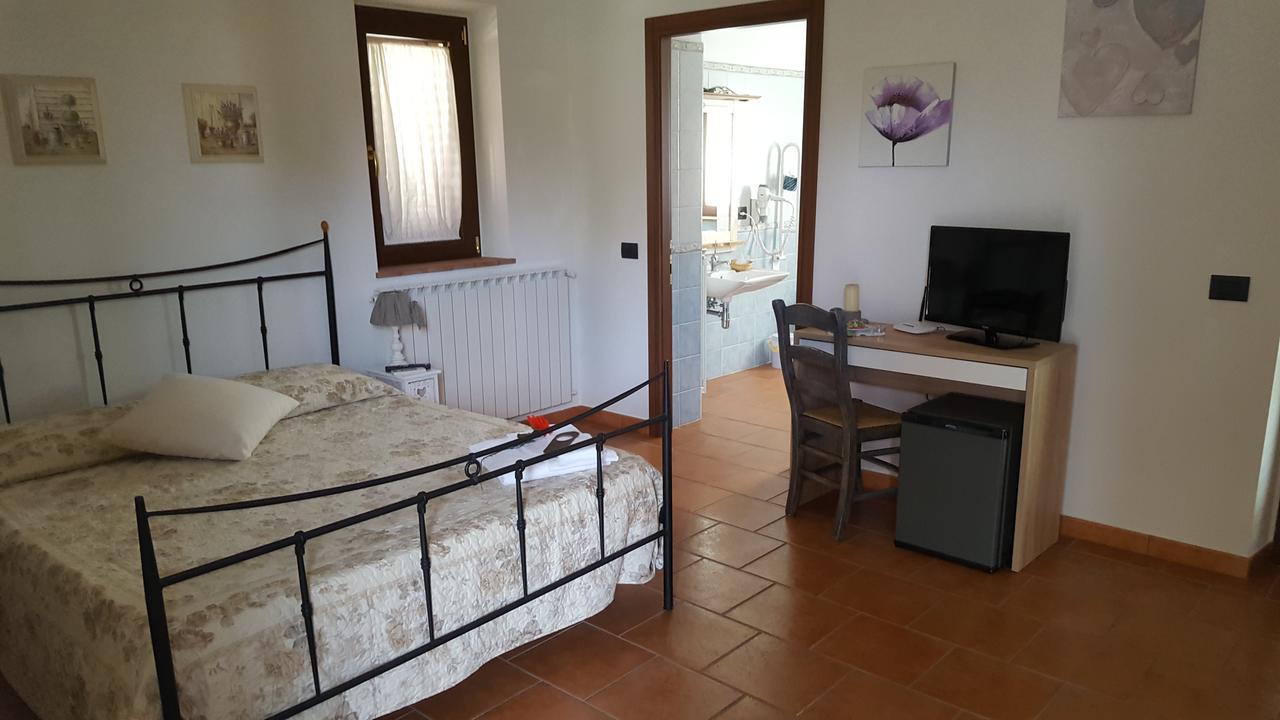 B&B Podere Montese Вилафранка ин Луниджана Екстериор снимка